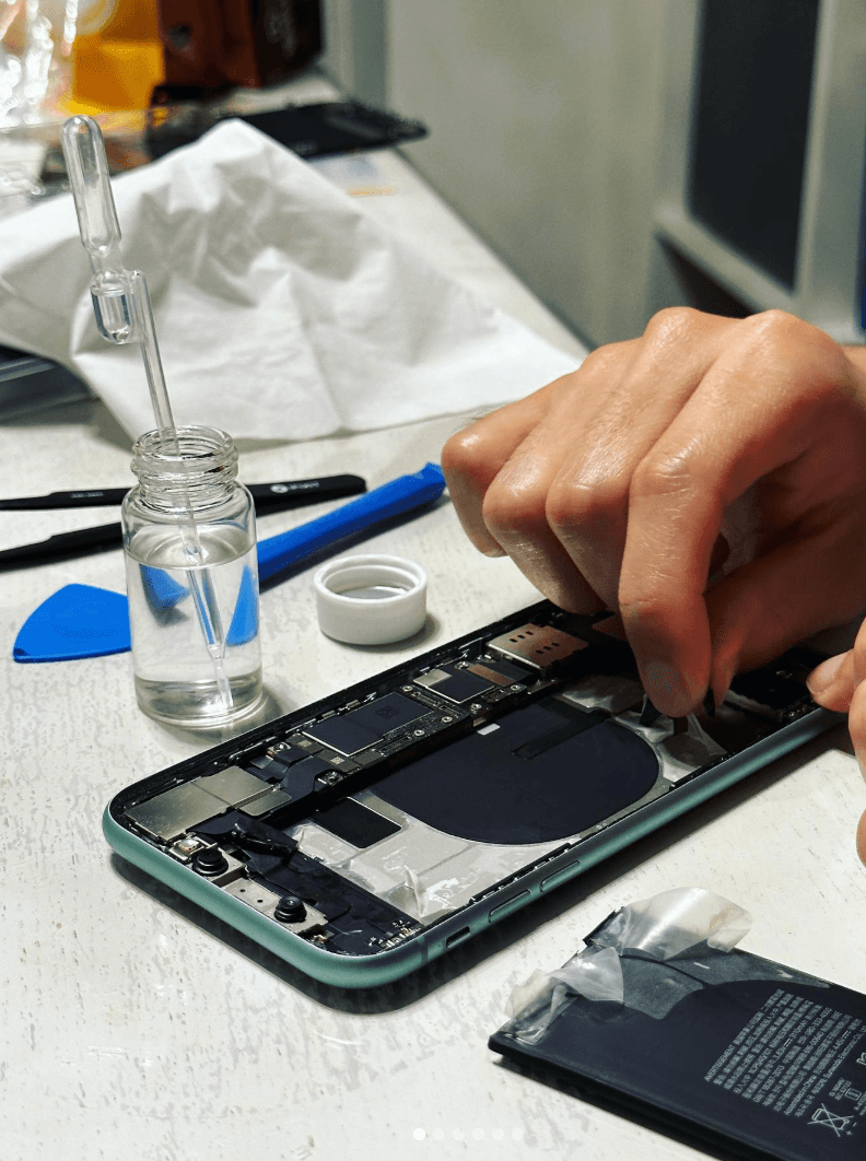 iPhone 6s Battery: Replacement Part / Repair Kit